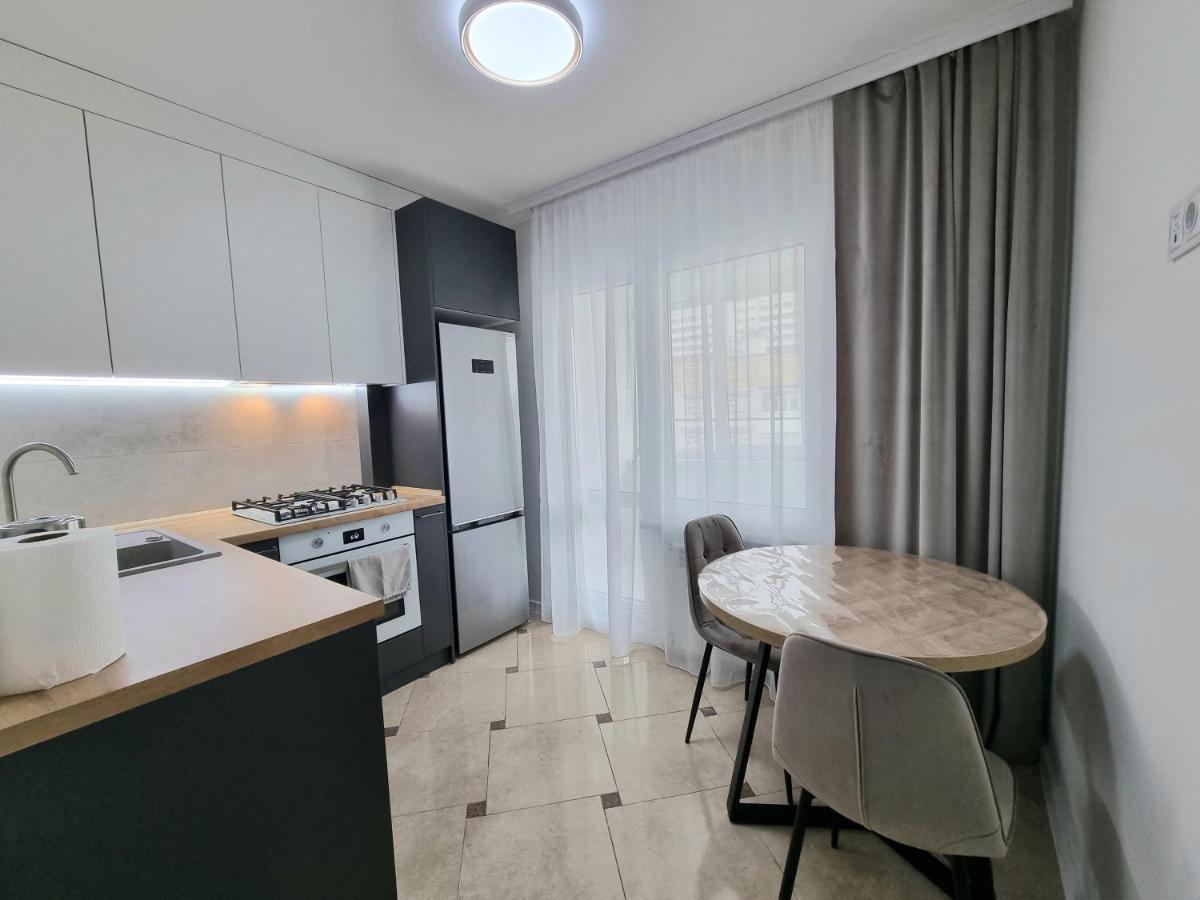 Negruzzi Bd, One Bedroom Apartment Κισινάου Εξωτερικό φωτογραφία